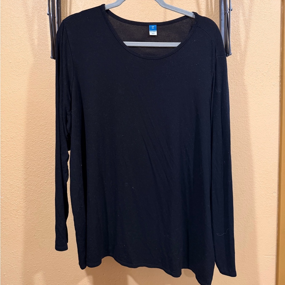 Old Navy Black Long Sleeve Crewneck Tee